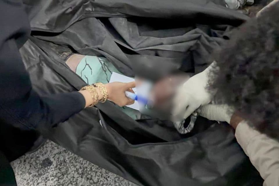 ONU denuncia bombardeo contra escuela de niñas en Irán que dejó 150 muertos