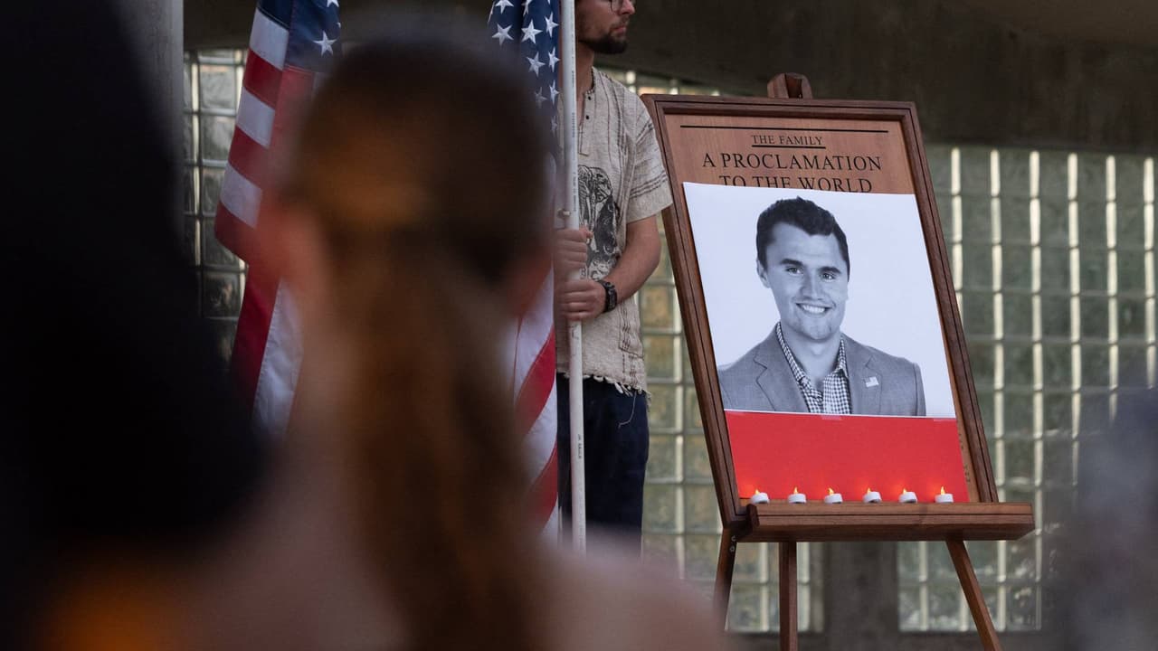 ¿Por qué fue letal el disparo en el cuello que recibió Charlie Kirk en Utah? Un médico explica