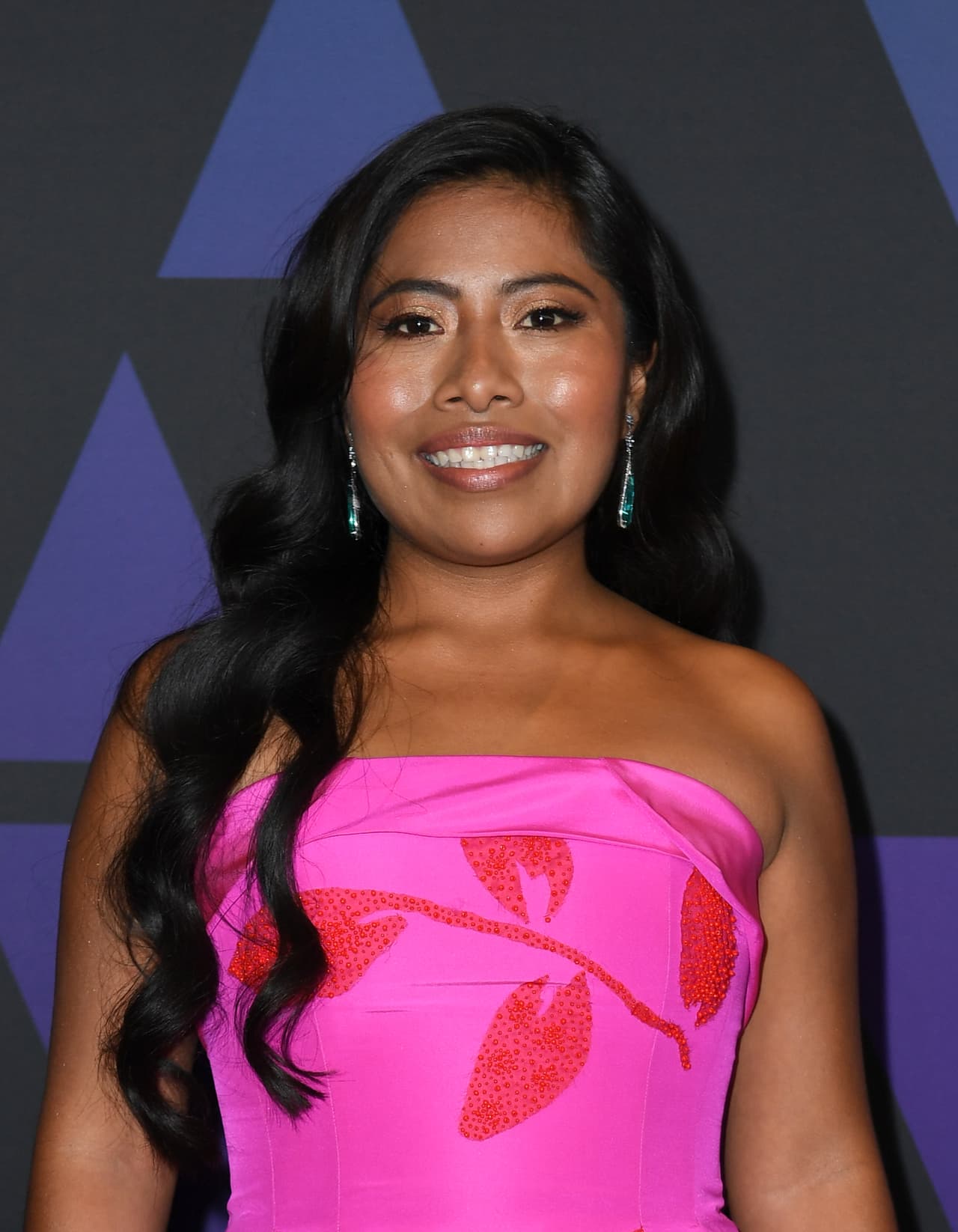 Previo a esta experiencia, llevaba una vida completamente alejada de los reflectores: estudió como educadora y trabajó como maestra suplente un par de meses antes de acudir a las audiciones de la cinta de Alfonso Cuarón.