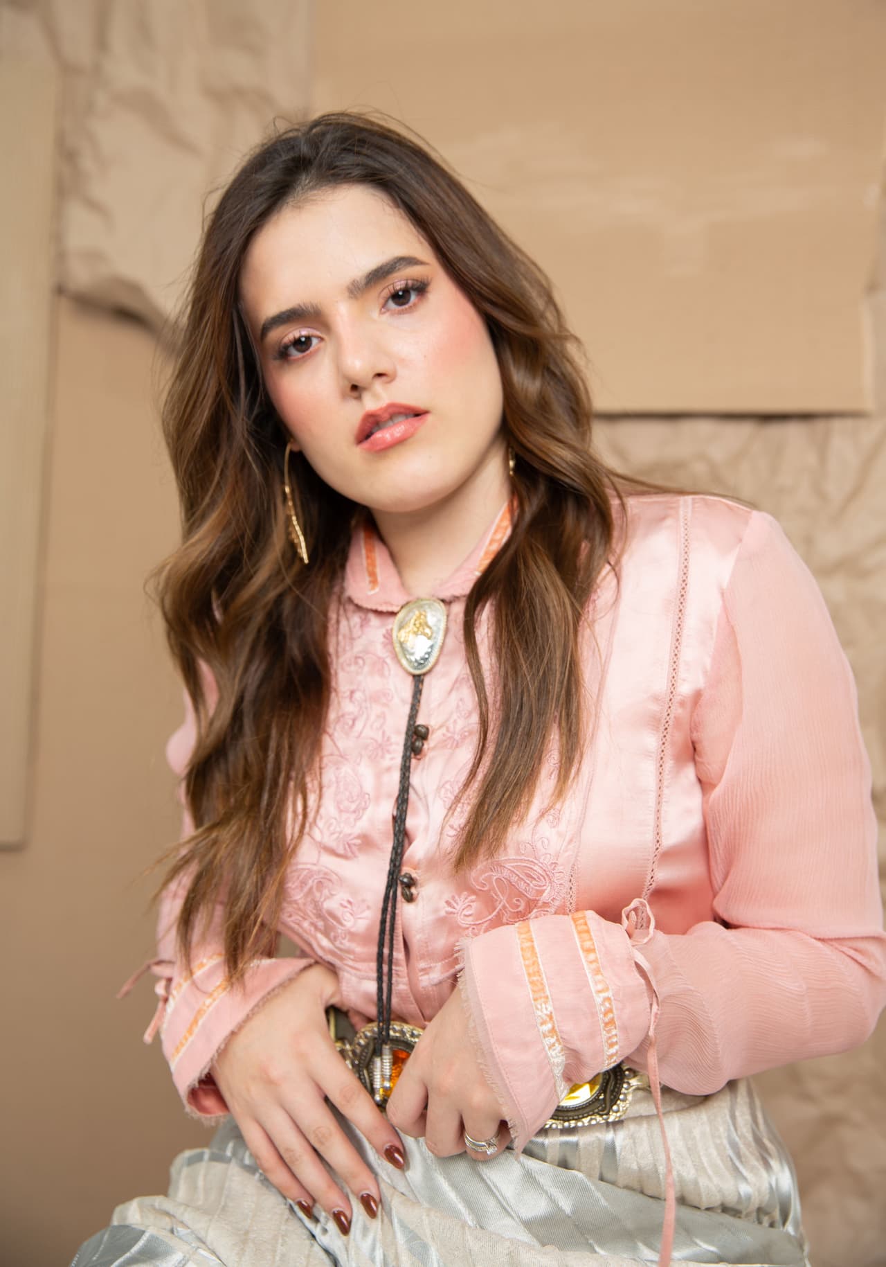 Camila Fernández, Deyna Castellanos, Los Esquivel y más también serán presentadores