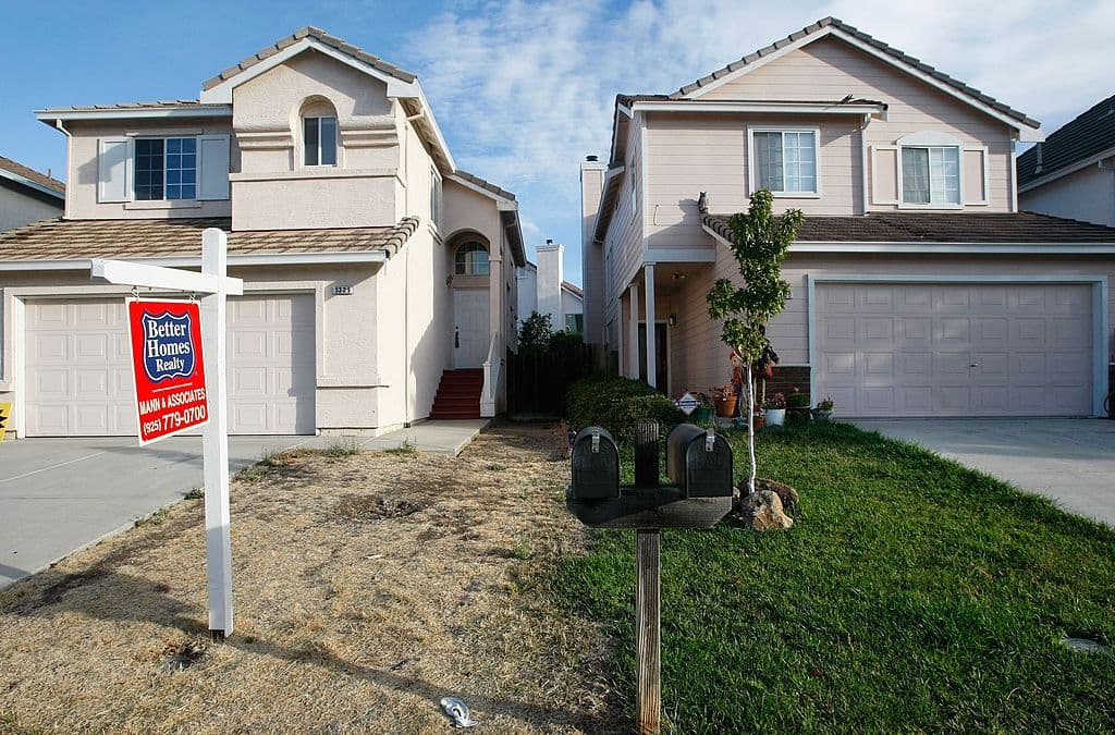 <h2 class="cms-H2-H2">10. Antioch, California</h2>
<br>
<br>La ciudad de Antioch experimentó un aumento de la migración del 5%, mientras que los ingresos aumentaron casi un 16%, uno de los mayores saltos de las 10 primeras metrópolis en auge.
<br>
<br>“Situada en la Bahía Este, Antioch ha atraído a nuevos residentes en busca de viviendas más asequibles a poca distancia de San Francisco”, dice la encuesta.
<br>