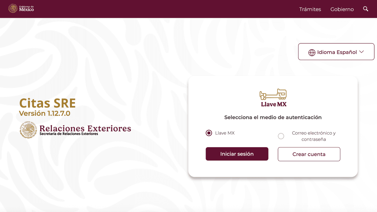 <h2 class="cms-H2-H2">2. Demostrar que eres mexicano o mexicana, con uno de estos documentos, en original</h2>
<br>
<br>-Acta de nacimiento (esta puedes conseguirla haciendo una cita en el mismo consulado)
<br>-Certificado de nacionalidad mexicana
<br>-Declaratoria de nacionalidad mexicana por nacimiento
<br>-Carta de naturalización
<br>-Matrícula consular de alta seguridad, es decir, expedida después de 2005