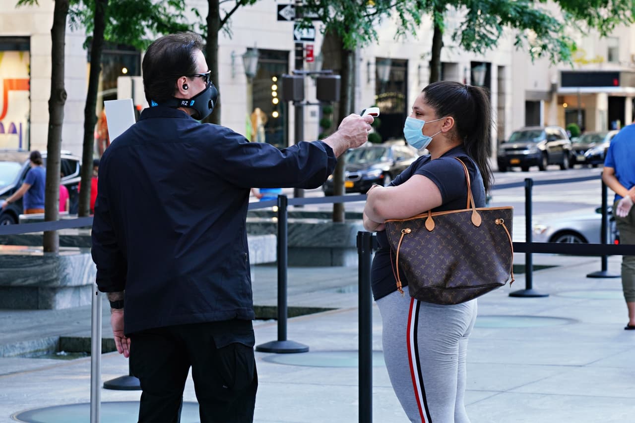 NY, NJ y CT imponen cuarentena de 14 días a viajeros de estados con altos índices de coronavirus