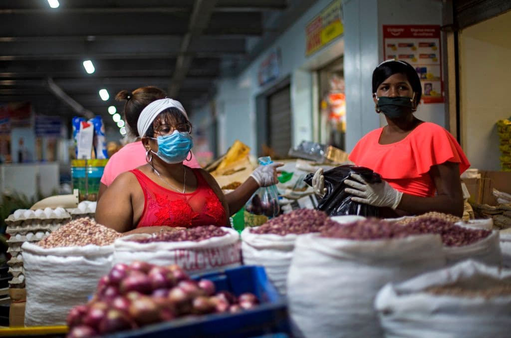 <b>3.</b>
<b>República Dominicana.</b> La isla recibió $8,300 millones en 2020. Aunque en mayo de ese año los envíos tuvieron una caída considerable de 10%, para marzo de 2020 subieron 40%.