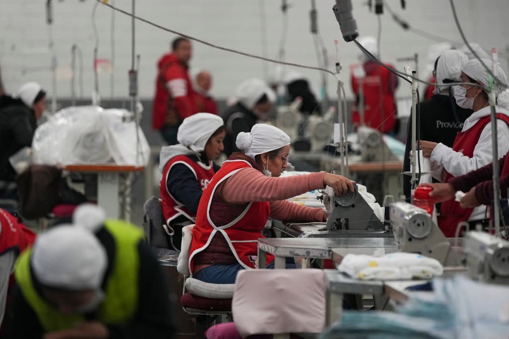 Por qué los aranceles de Trump a Canadá y México son también un anuncio de (más) turbulencia económica para EEUU