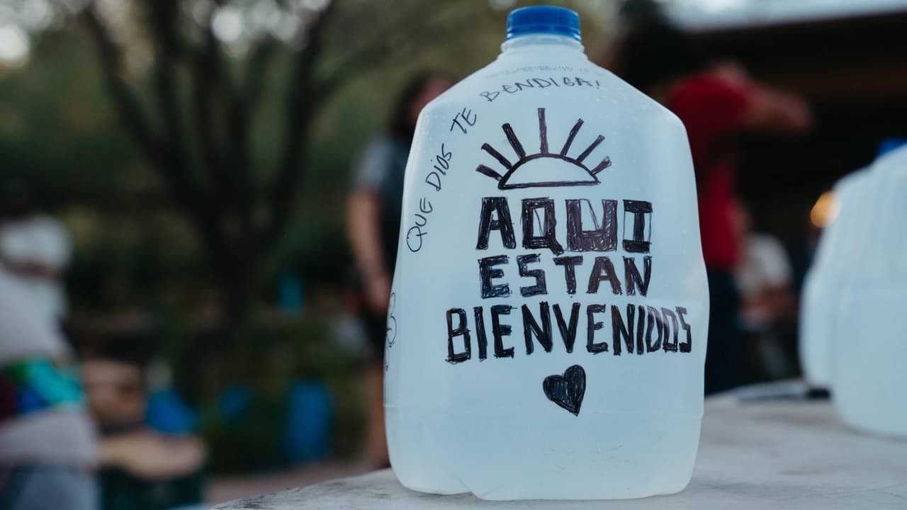 Acusan a la Patrulla Fronteriza de hacer una redada ilegal en un campamento de migrantes en la frontera