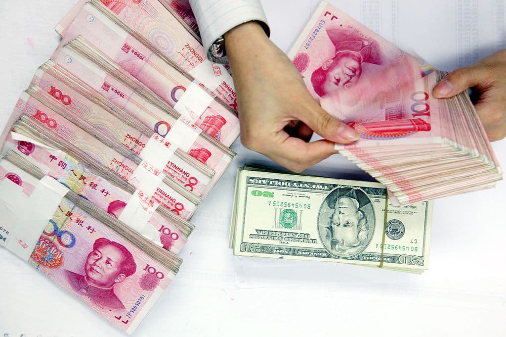 <b>Posición 2: China</b>. De acuerdo con el reporte del Banco Mundial, el país asiático recibió
<b>$60,000 millones en remesas en 2020</b>. Los flujos provenientes de China disminuyeron más de un 30% el año pasado a causa de la caída de los flujos de inversión extranjera directa.