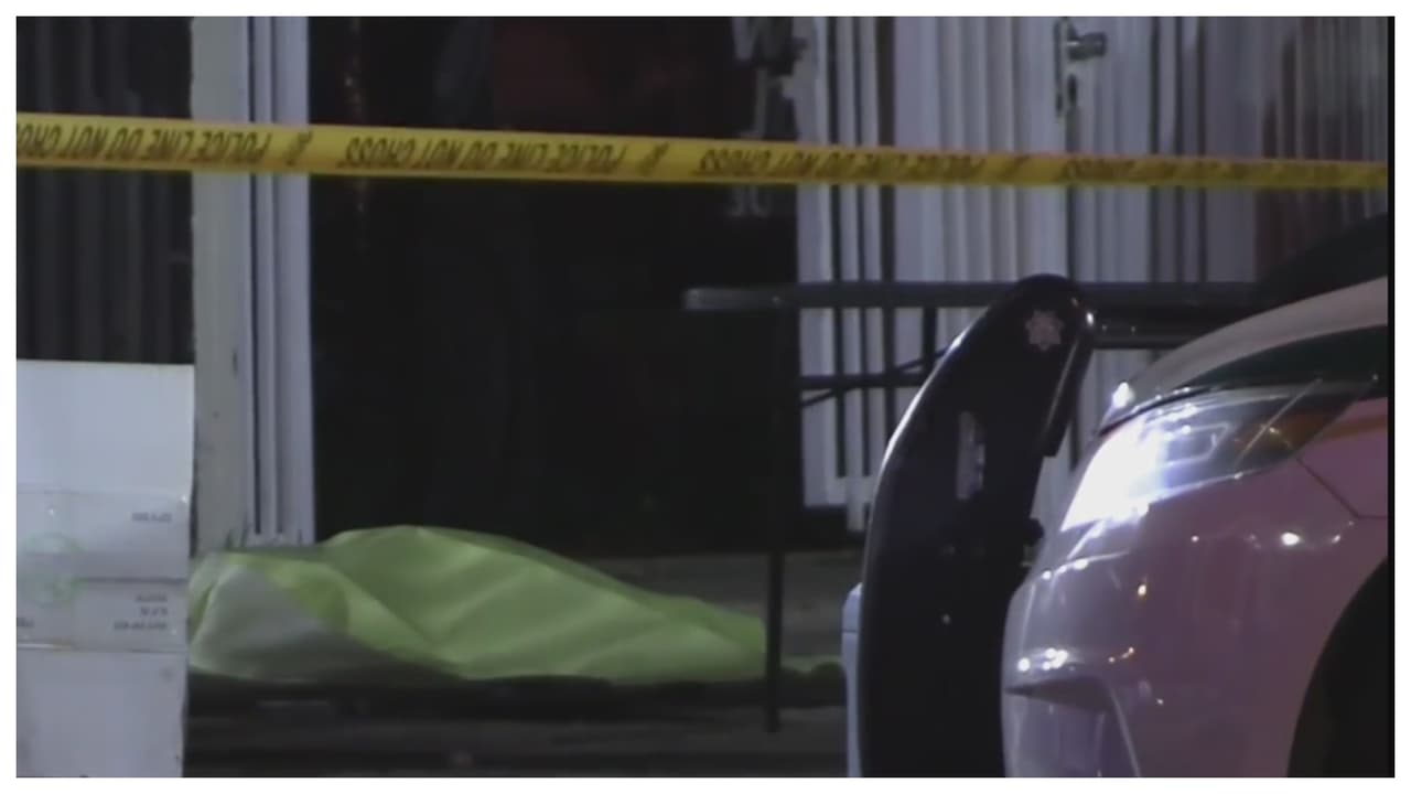 Dos muertos y un herido de gravedad tras discusión frente a camión de comida