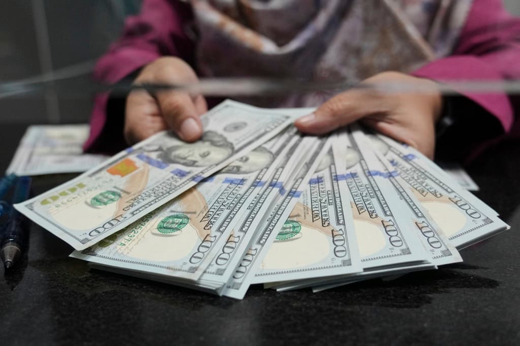 ¿Precio del dólar hoy en México? Así cotiza el peso este lunes 9 de marzo de 2026