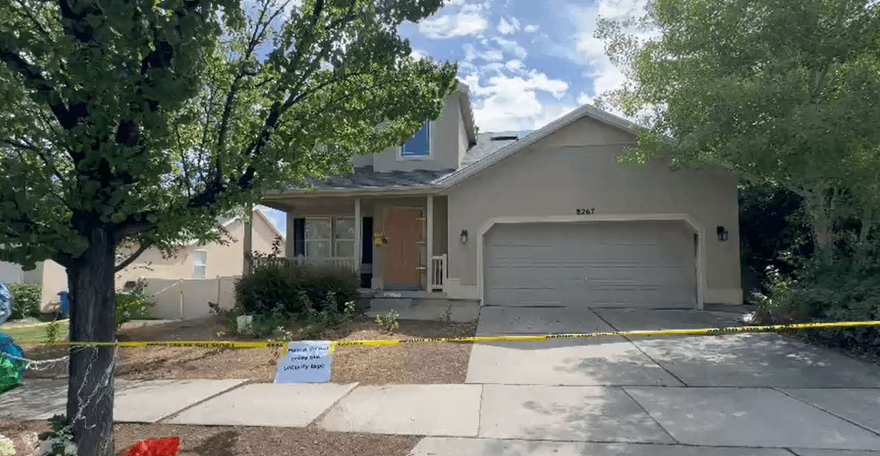 <b>Tres murieron en el sitio; la cuarta persona, una niña menor de edad, perdió la vida tras ser trasladada</b> en estado crítico a un hospital.