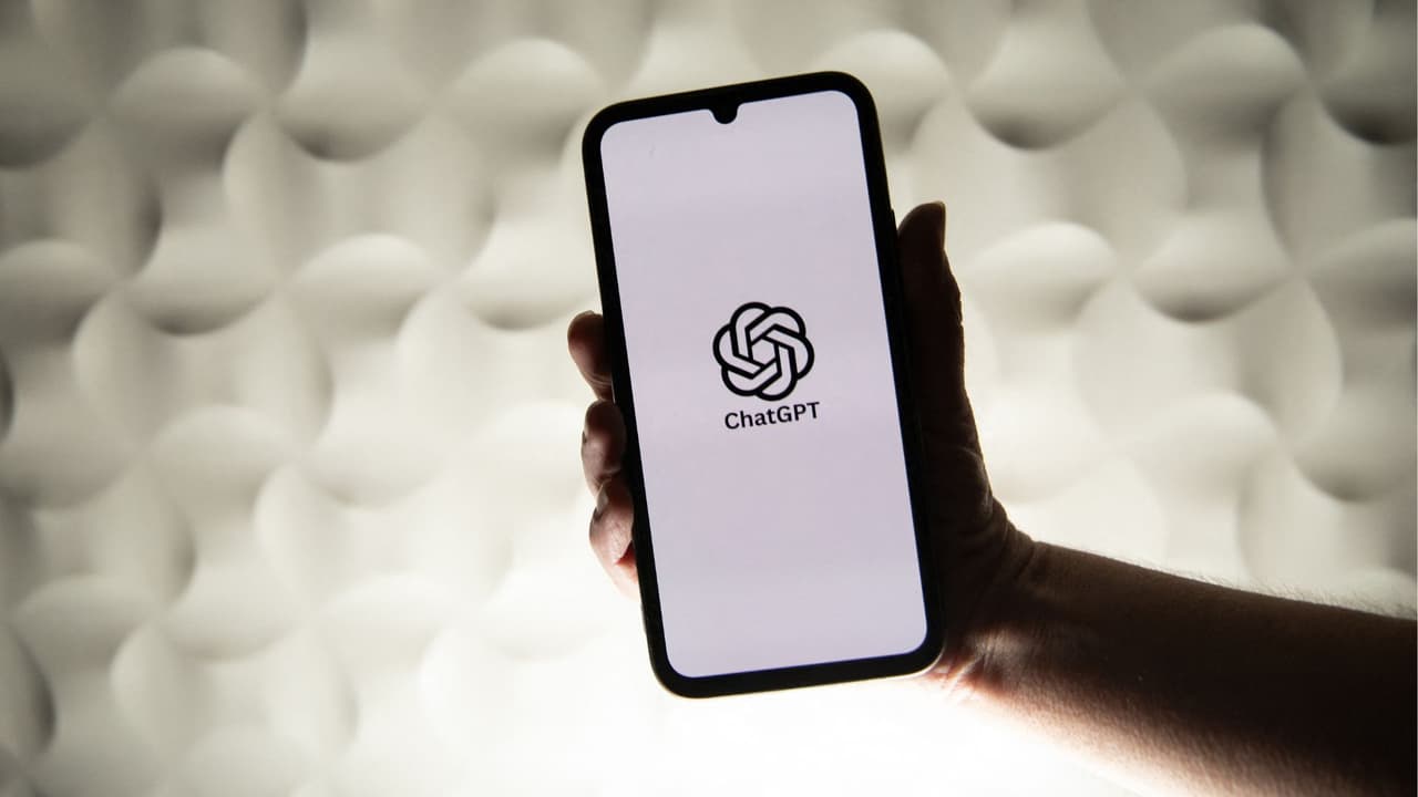 ¿Se cayó ChatGPT hoy 3 de febrero 2026? Falla masiva en la plataforma molesta a los usuarios