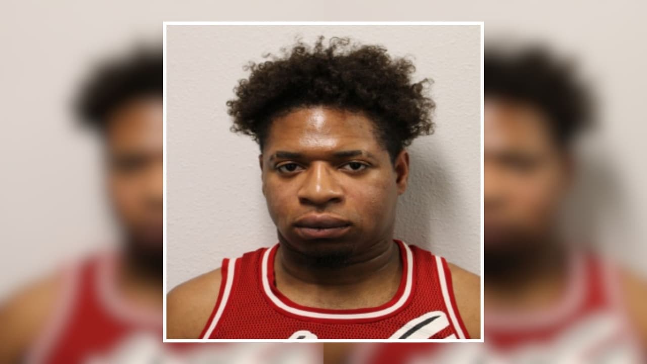 Presunto caso de violencia doméstica en el área de Houston termina con una víctima apuñalada y un hombre tras las rejas