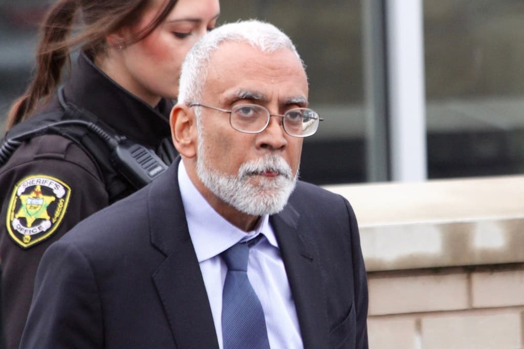 Hombre detenido por ICE tras anularse una condena por asesinato podrá permanecer en EEUU