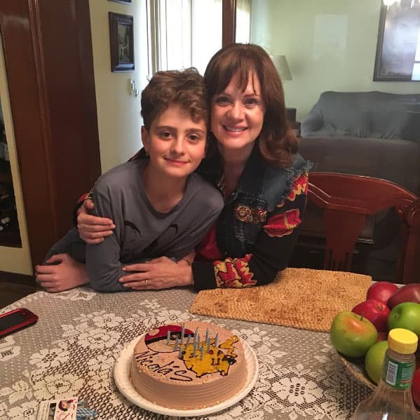 También aseguró que es a Buenfil a quien le cuenta todos sus problemas y que ella siempre lo ayuda “a resolverlos”.