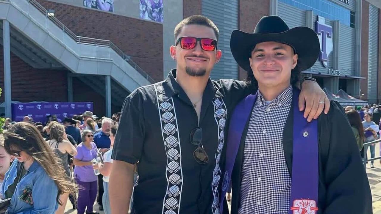 La tarde del miércoles 17 de diciembre, la policía de Fort Worth confirmó que
<b>el cuerpo del joven hispano había sido recuperado y fue llevado al Médico Forense del Condado Tarrant</b> para la autopsia.