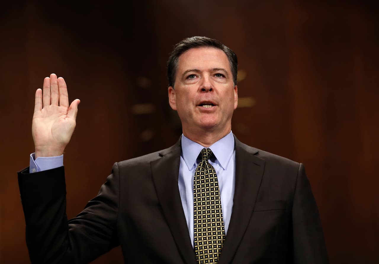 Se espera que James Comey se entregue hoy a las autoridades federales