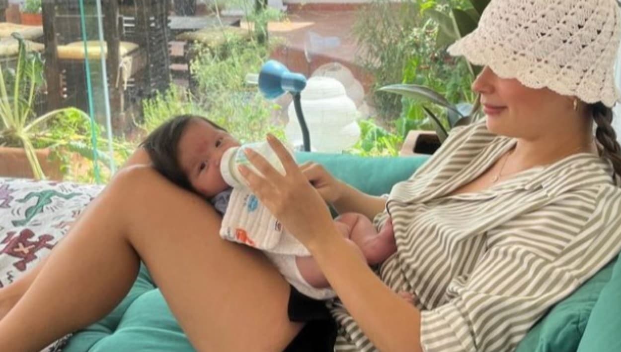 Jessica de la Cruz dice que se ha estado comunicando con el pediatra del niño y le preocupa que no lo han llevado ni siquera por las vacunas que necesitaba.