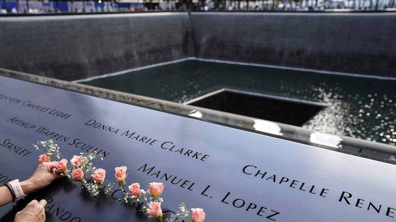 Nueva York recuerda a víctimas del 11 de septiembre en el 24 aniversario de los atentados