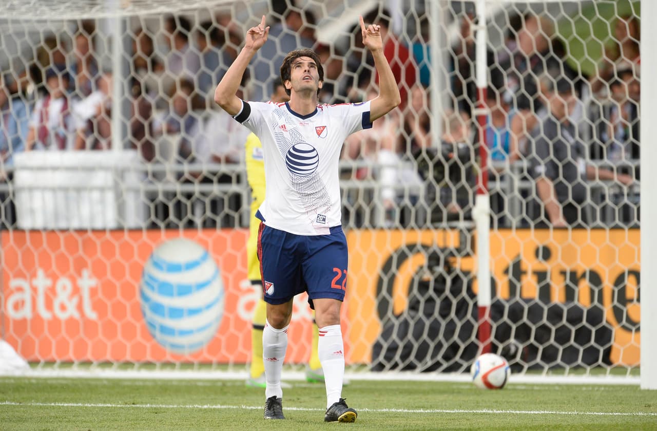 Kaká también anotó gol como el Guaje, pero además el brasileño se adjudicó el MVP del All Star del 2015.