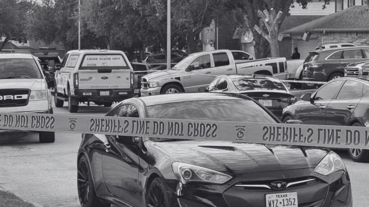 Investigan como doble homicidio la muerte de una pareja mientras sus hijos dormían en el condado Harris
