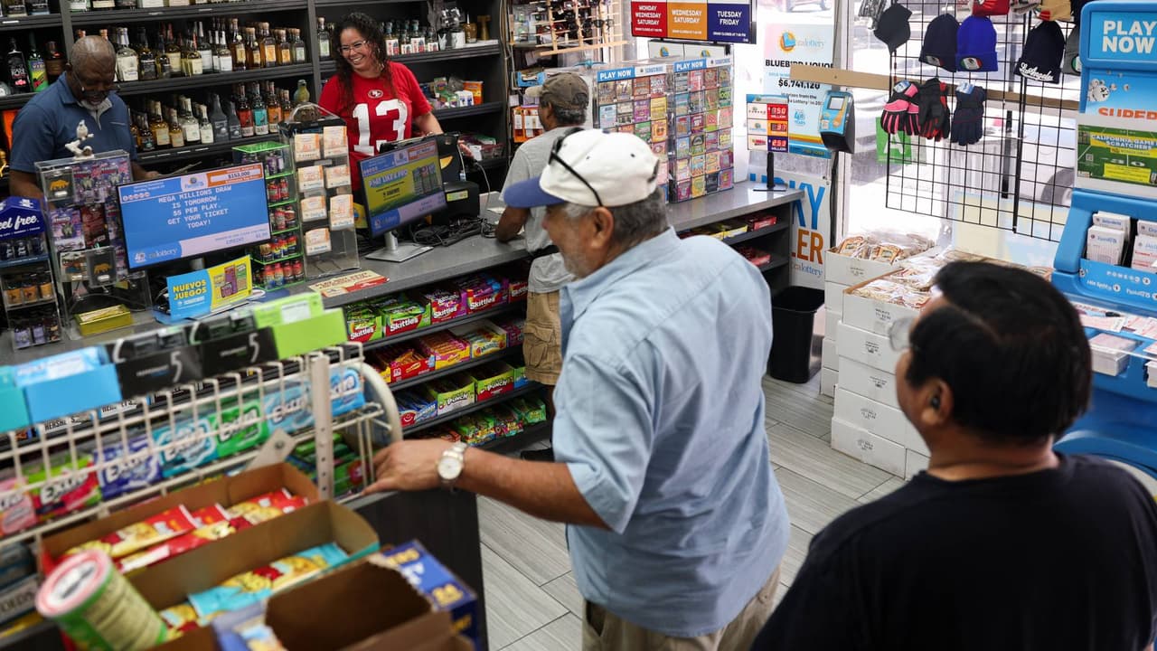 ¿Quieres ganarte el Powerball? Te decimos cuáles son las tiendas de la suerte en Arizona