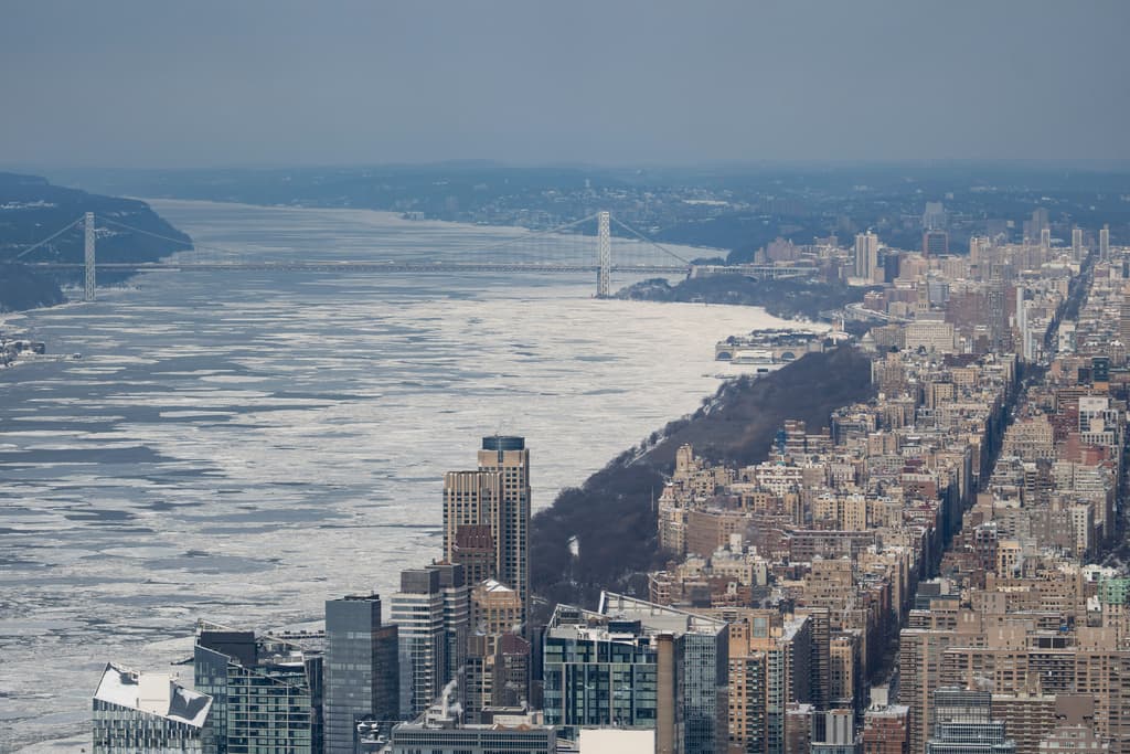 10 muertos por frío extremo: Nueva York enfrenta su peor ola ártica en décadas