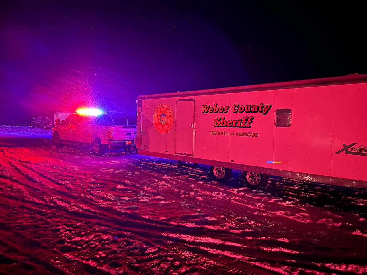 Los rescatistas identificaron al piloto como una mujer de 41 años que viajaba sola.