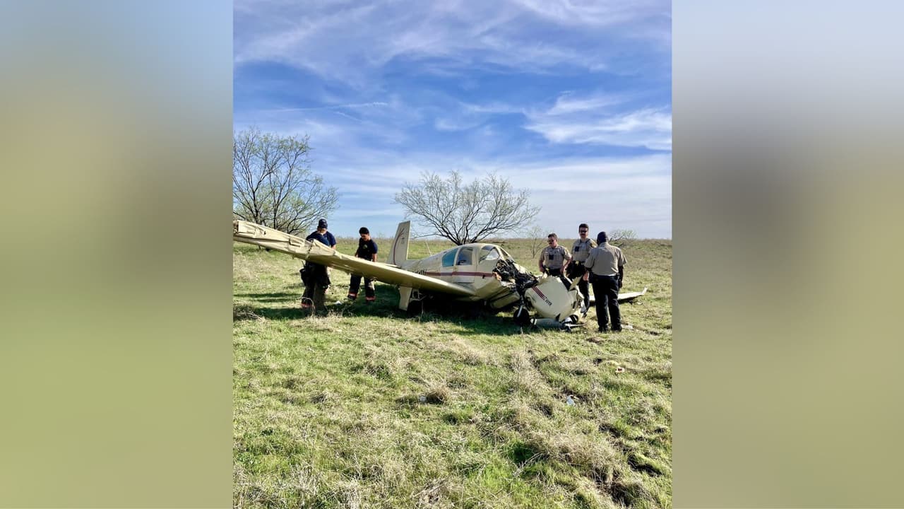Piloto es hospitalizado luego de que avioneta sufriera accidente al aterrizar en Denton, Texas