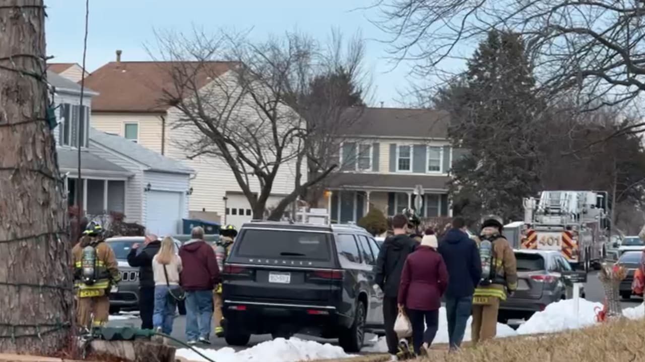 Explosión en Centreville: Prevén más evacuaciones mientras se busca la fuga de gas