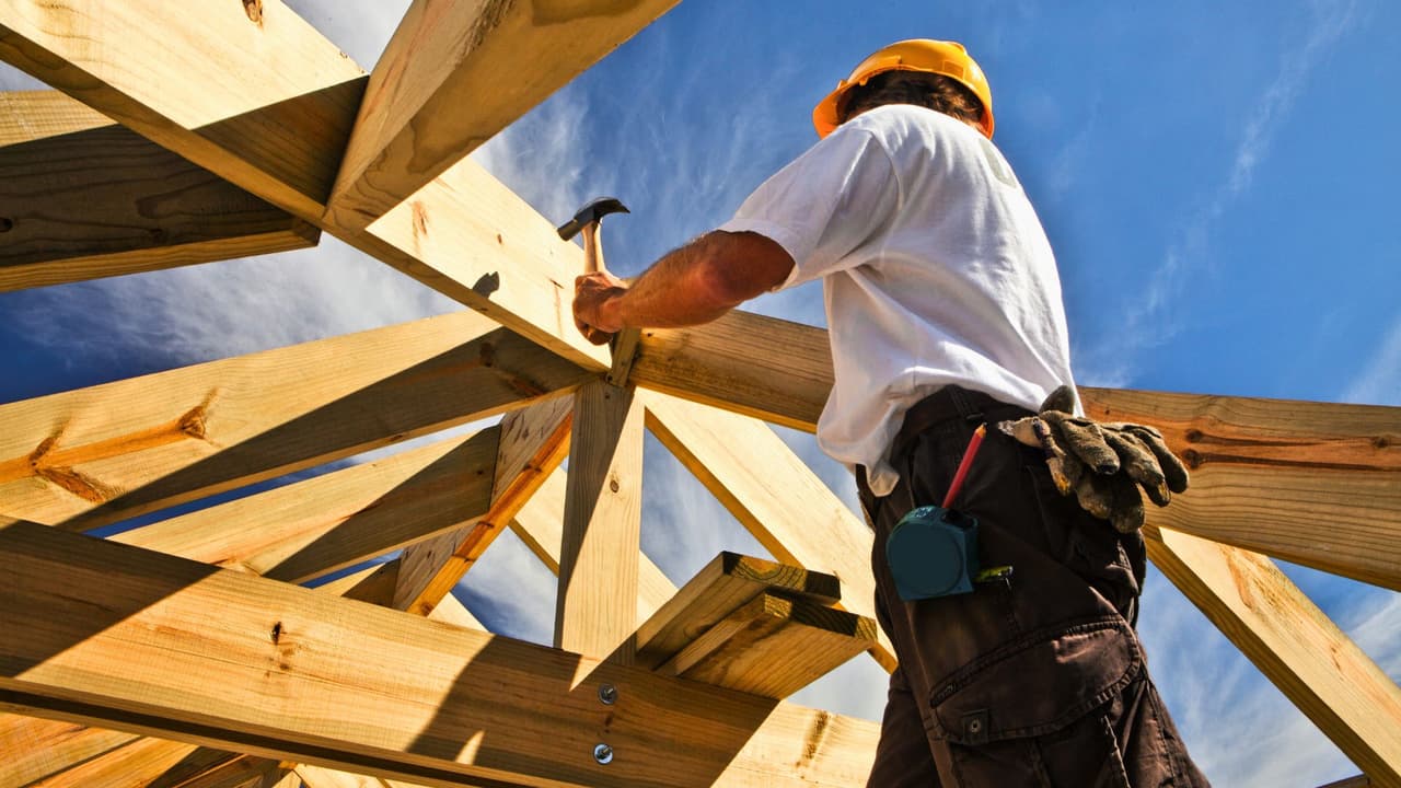 ¿Tienes espacio en tu patio trasero? Dallas ahora te permite construir y aprovecharlo para rentar, vivir o apoyar a tu familia