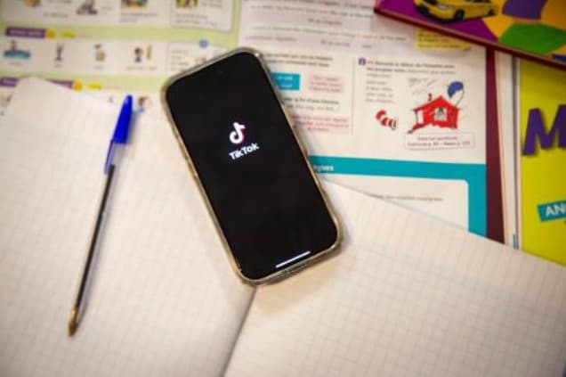 Adolescentes reciben libertad condicional tras crear con IA fotos de sus compañeras desnudas