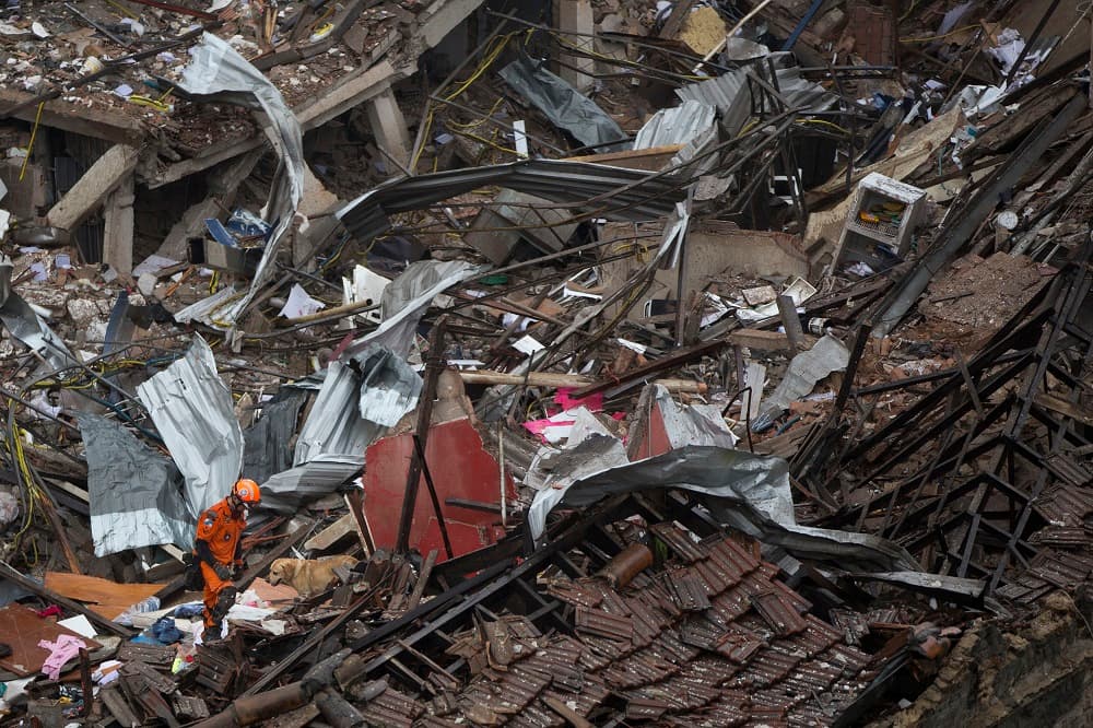 Una fuerte explosión deja varios heridos en Río de Janeiro