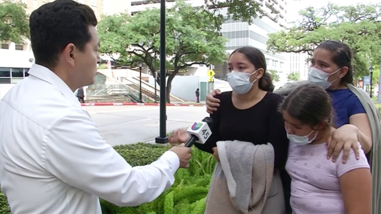 María, la madre de la menor, originaria de Honduras, asegura a Univision 45 que el 27 de abril, con tan solo 6 días de nacida, la pequeña Milagros fue trasladada al hospital infantil Memorial Herman para que se le realizara una cirugía de corazón.