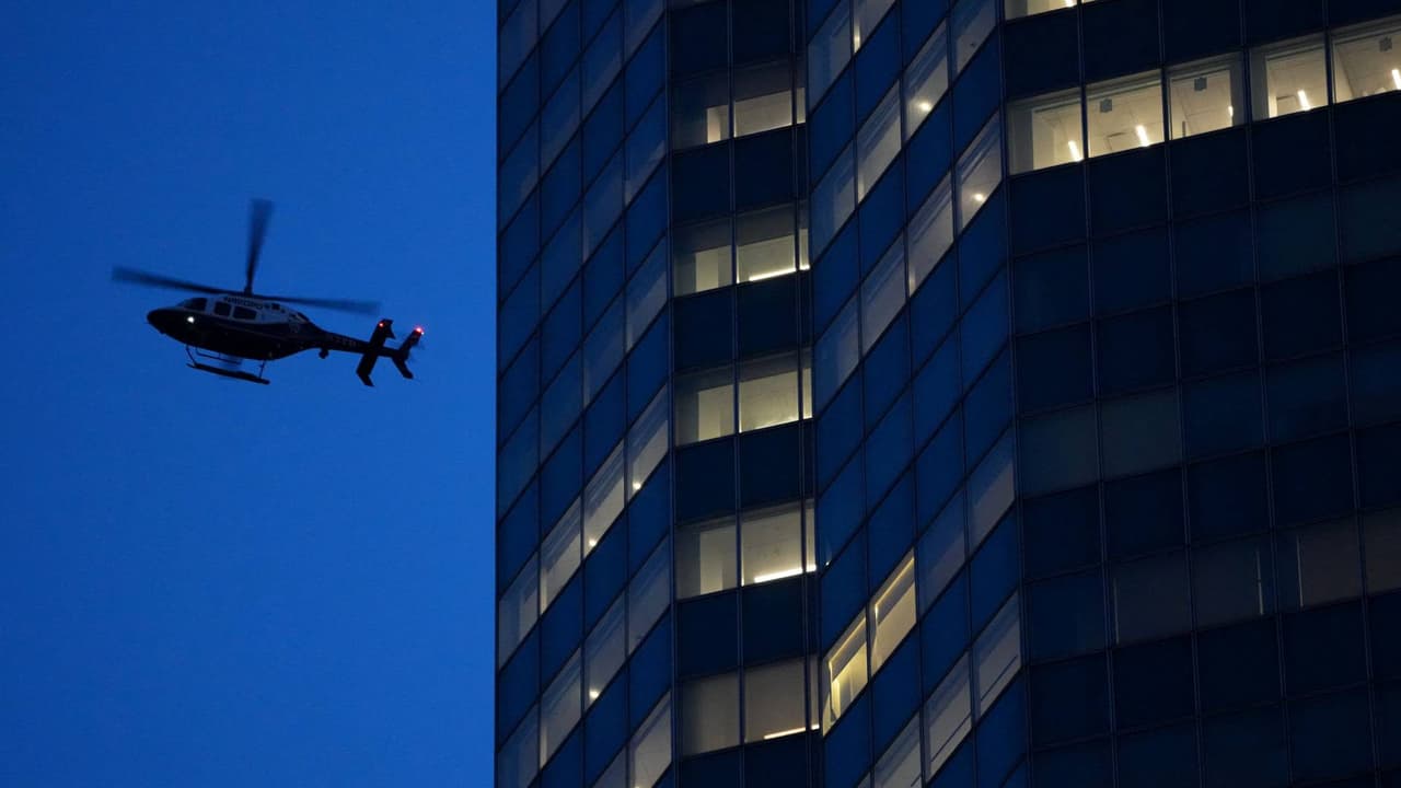 Presunto triángulo amoroso termina con la muerte de un hombre por atropellamiento en Queens