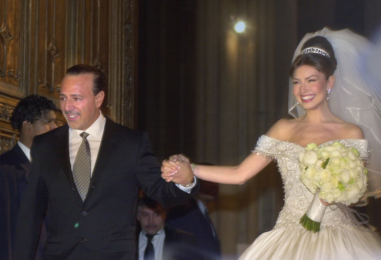 En el 2000 Thalía y Tommy Mottola se juraron amor eterno frente al altar
