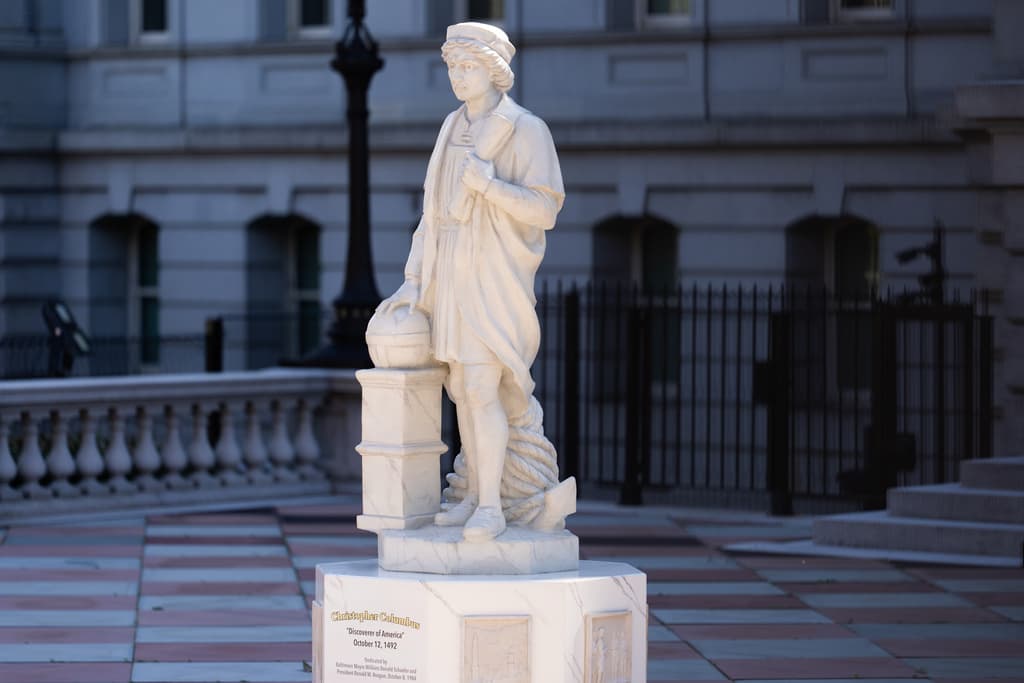 Estatuas de la polémica: los símbolos que fueron destruidos en EEUU y algunos que fueron restaurados