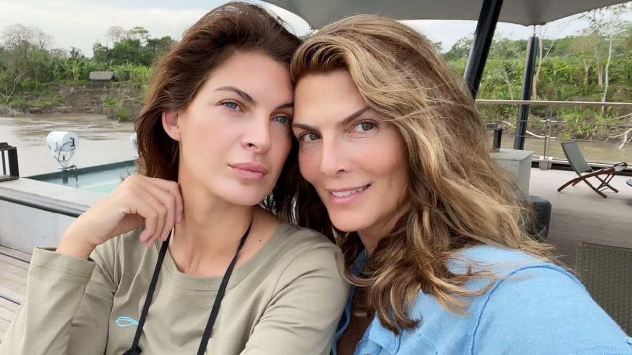 Montserrat Oliver confiesa por qué adoptar un bebé junto con su esposa no es opción