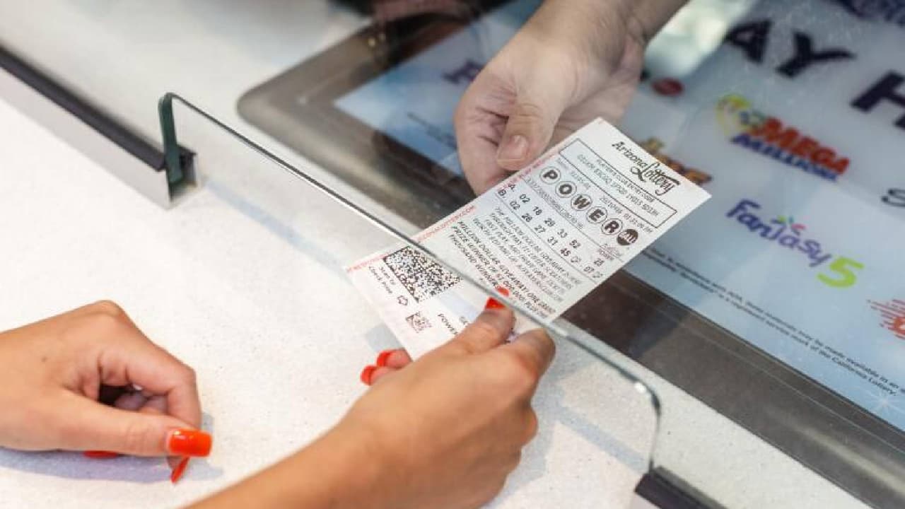 Boleto de lotería se lleva $50,000 en Arizona durante el último sorteo de Powerball