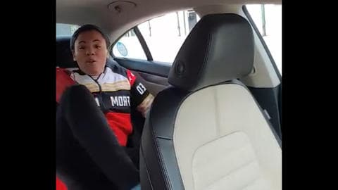 Una mujer amenazó a un conductor de Uber de raza negra en el distrito de El Bronx, en Nueva York: "Fuera de mi jodido país", le dice en un momento del trayecto.
<b>"Donald Trump te va a enviar a ti y a tu familia de vuelta"</b>.