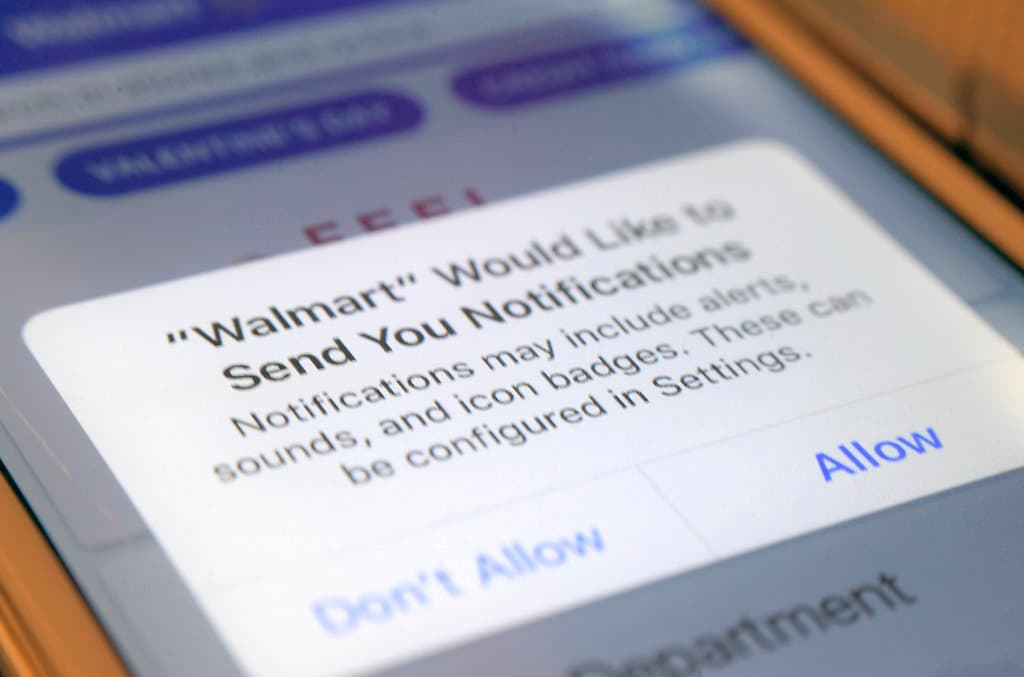 Walmart quiere que uses ChatGPT cuando compres en sus tiendas: te explicamos lo bueno y lo malo