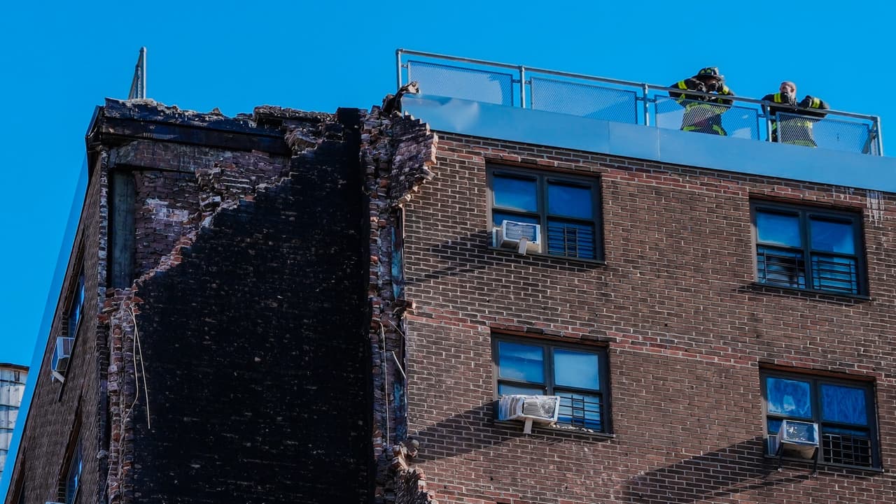 Vecinos del edificio parcialmente colapsado en El Bronx enfrentan el frío sin calefacción ni gas