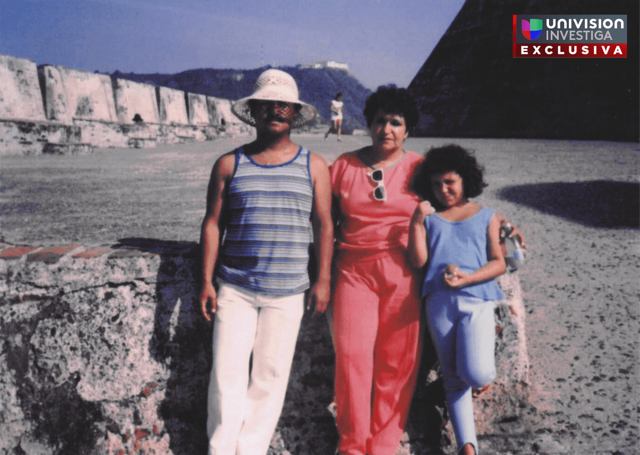 Paseo familiar a Cartagena de Indias. Darío Uzma, Ligia y su hija Laura.