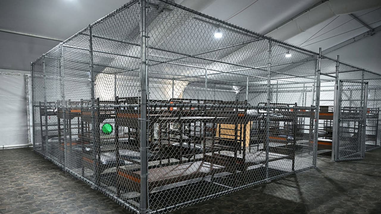 Arquidiócesis de Miami celebró primera misa dentro de Alcatraz de los Caimanes