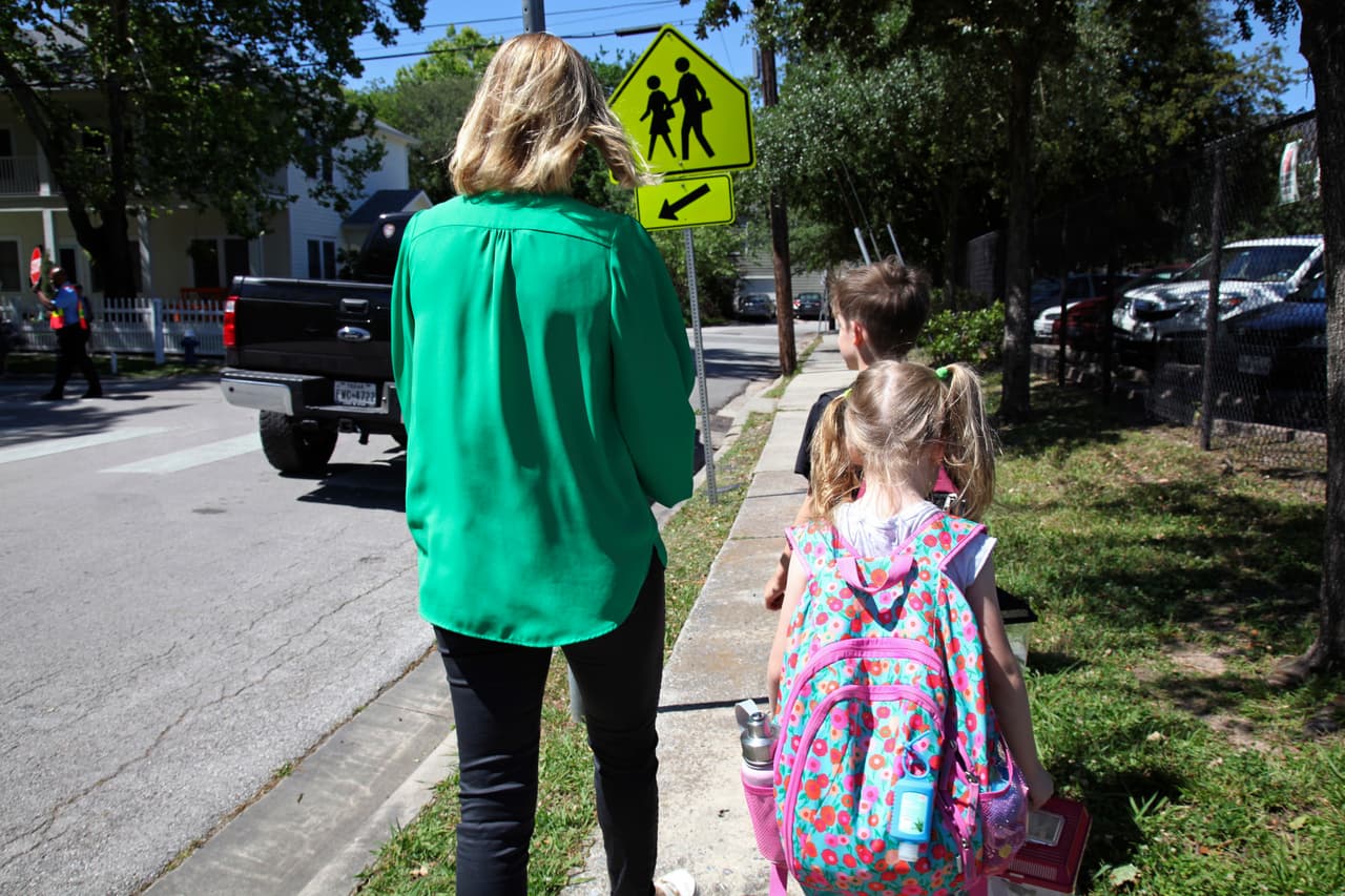 Una de las grandes dudas de los padres en estos casos es
<b>saber si se trata o no de una etapa pasajera</b>. Ambas posibilidades son factibles. Un primer paso puede ser hablar con el pediatra y buscar orientación.