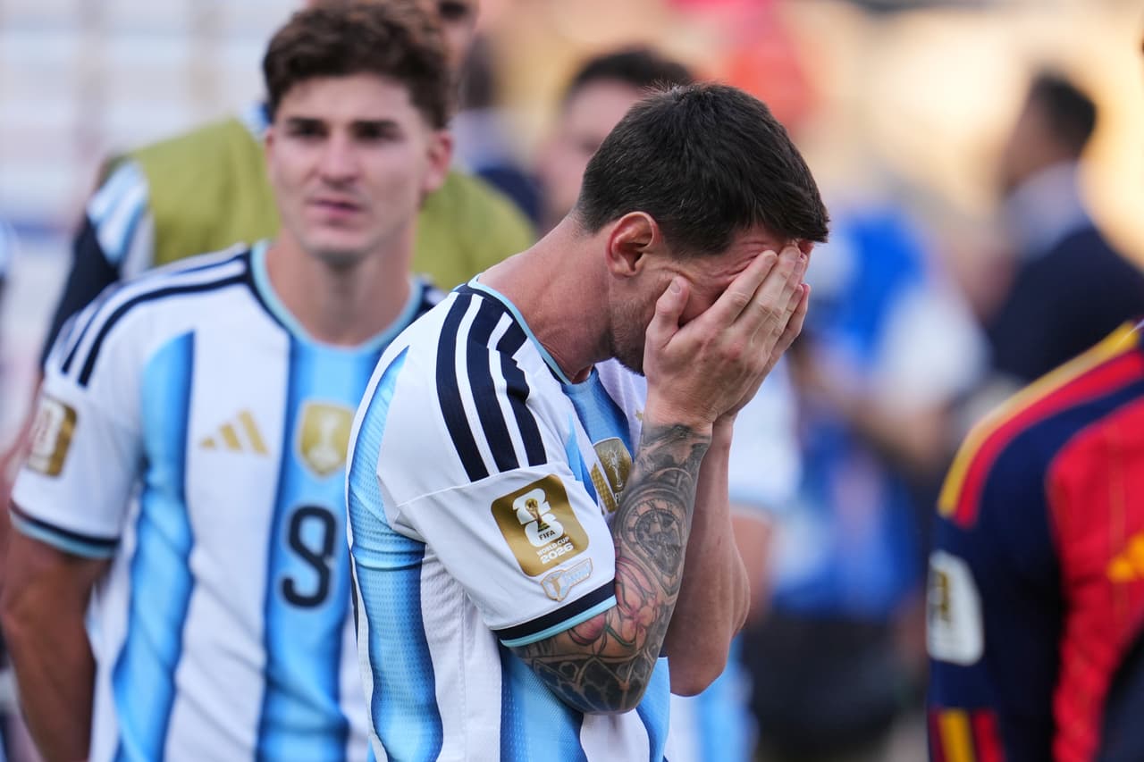 Hamás sigue dispuesto a la paz, un jugador de rugby en Japón muere por un golpe de calor y Lionel Messi está de luto