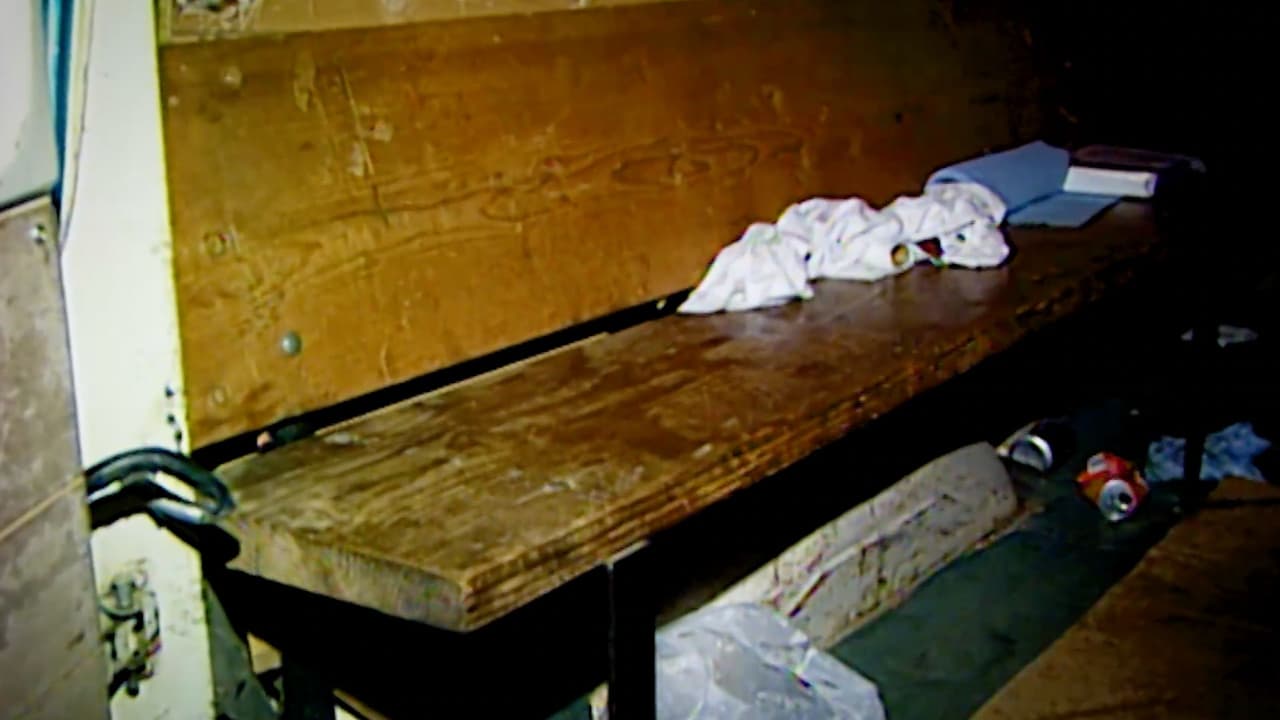 Así lucía la parte trasera de la van, en donde viajaban los 13 trabajadores agrícolas que murieron en el accidente de Cinco Puntas.