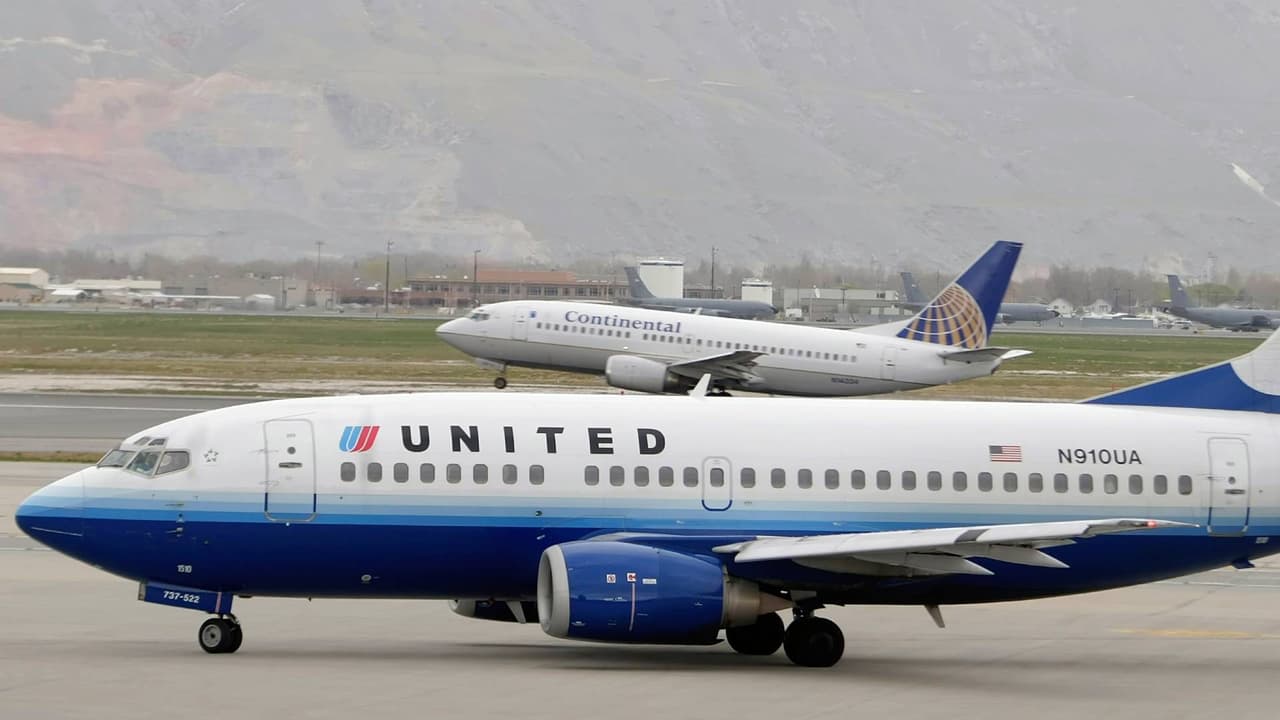 El vidrio quebrado que motivó un aterrizaje de emergencia de un avión de United en Salt Lake City