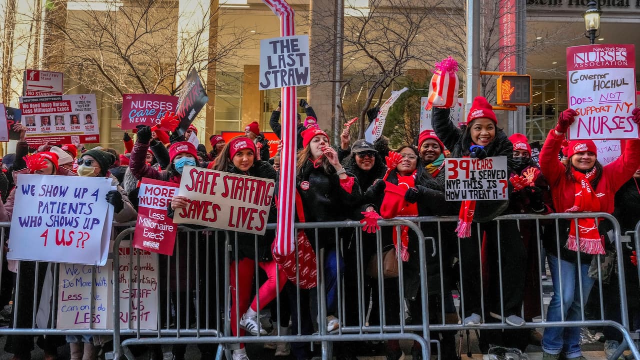 Huelga de enfermeras en Nueva York: Mount Sinaí despide a tres trabajadoras