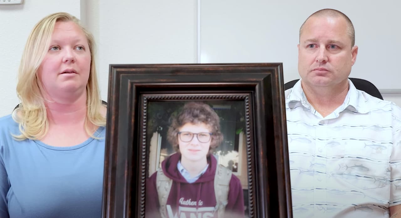 “Era un chico increíble. Lleno de vida que le encantaba estar al aire libre. Estaba planificando una profesión dentro del Ejército. Quería enfocarse en soldaduras”, indicó el padre del menor, Darren McConville.