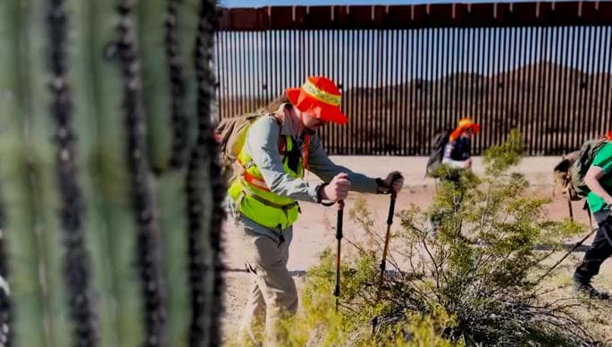 La temperatura en el suelo alcanza los 120 grados Fahrenheit durante el día; en la noche descienden hasta el punto de congelación.